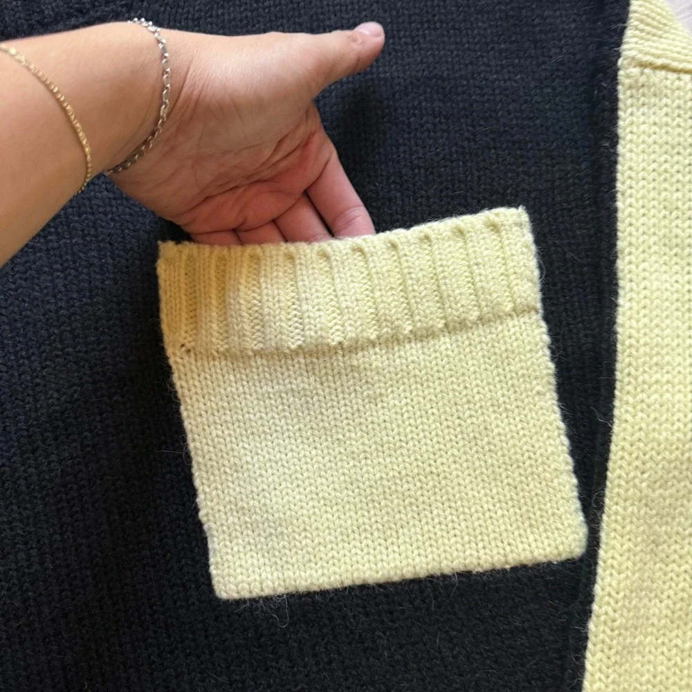 J.W. ANDERSON navy cream colorblock turtleneck long sleeve pullover sweater